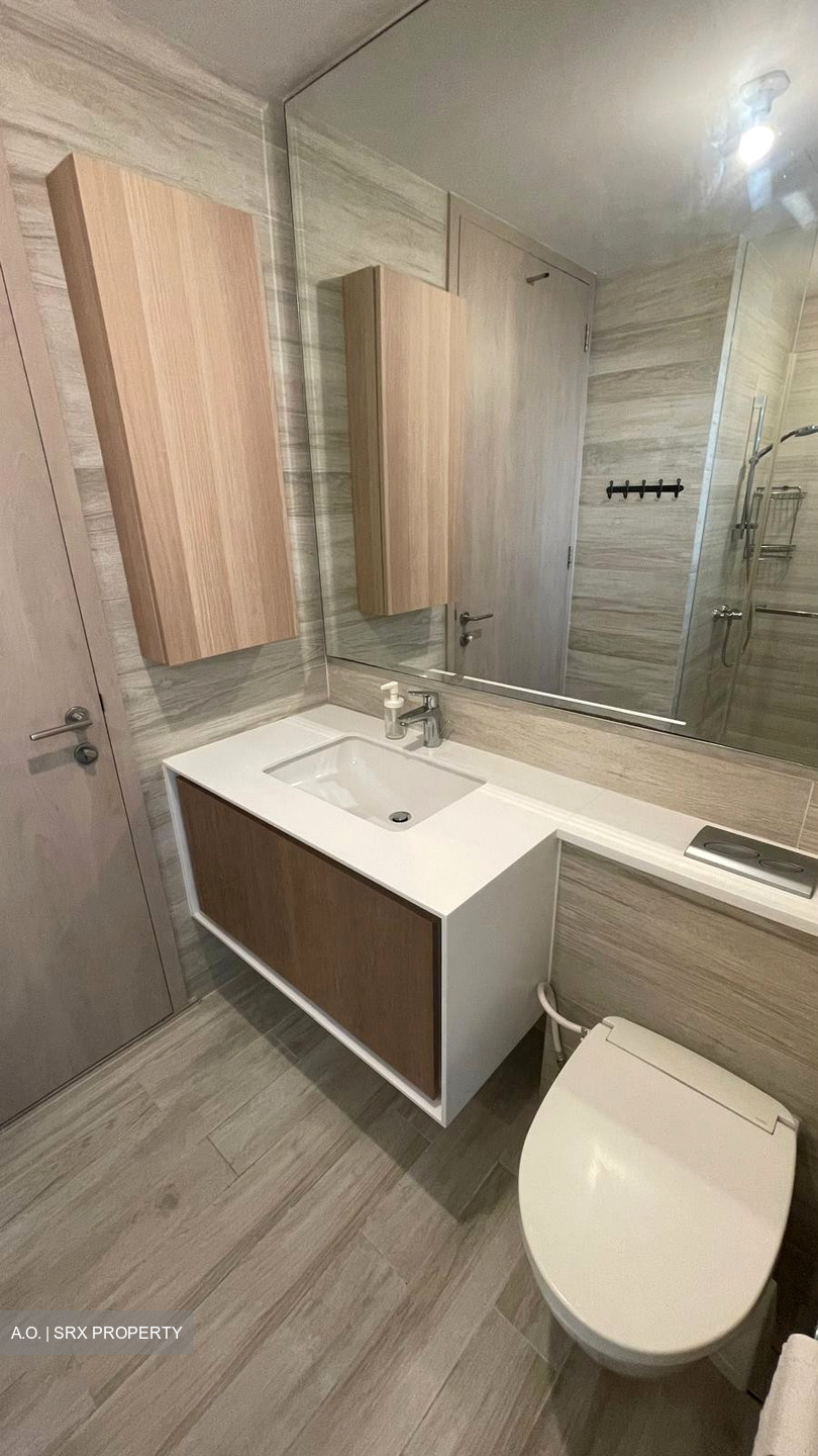 J Gateway (D22), Condominium #618848461